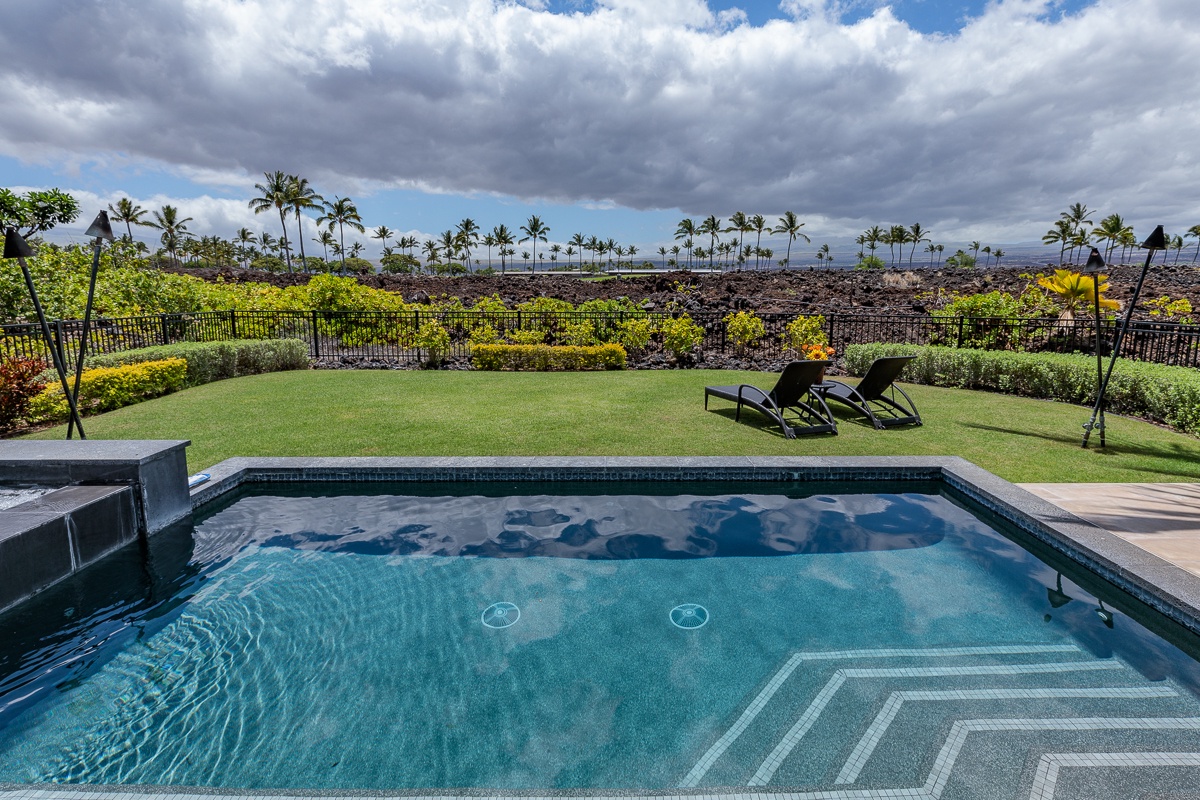 Kamuela Vacation Rentals, Laule'a at the Mauna Lani Resort #11 - Take a refreshing dip while soaking under the Hawaiian sun!