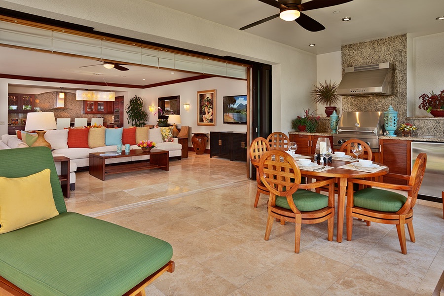 Wailea Vacation Rentals, Solara Luxe Pool Villa D101 at Wailea Beach Villas* - Second Primary Bedroom with Two Queen Beds and private En-suite Bath