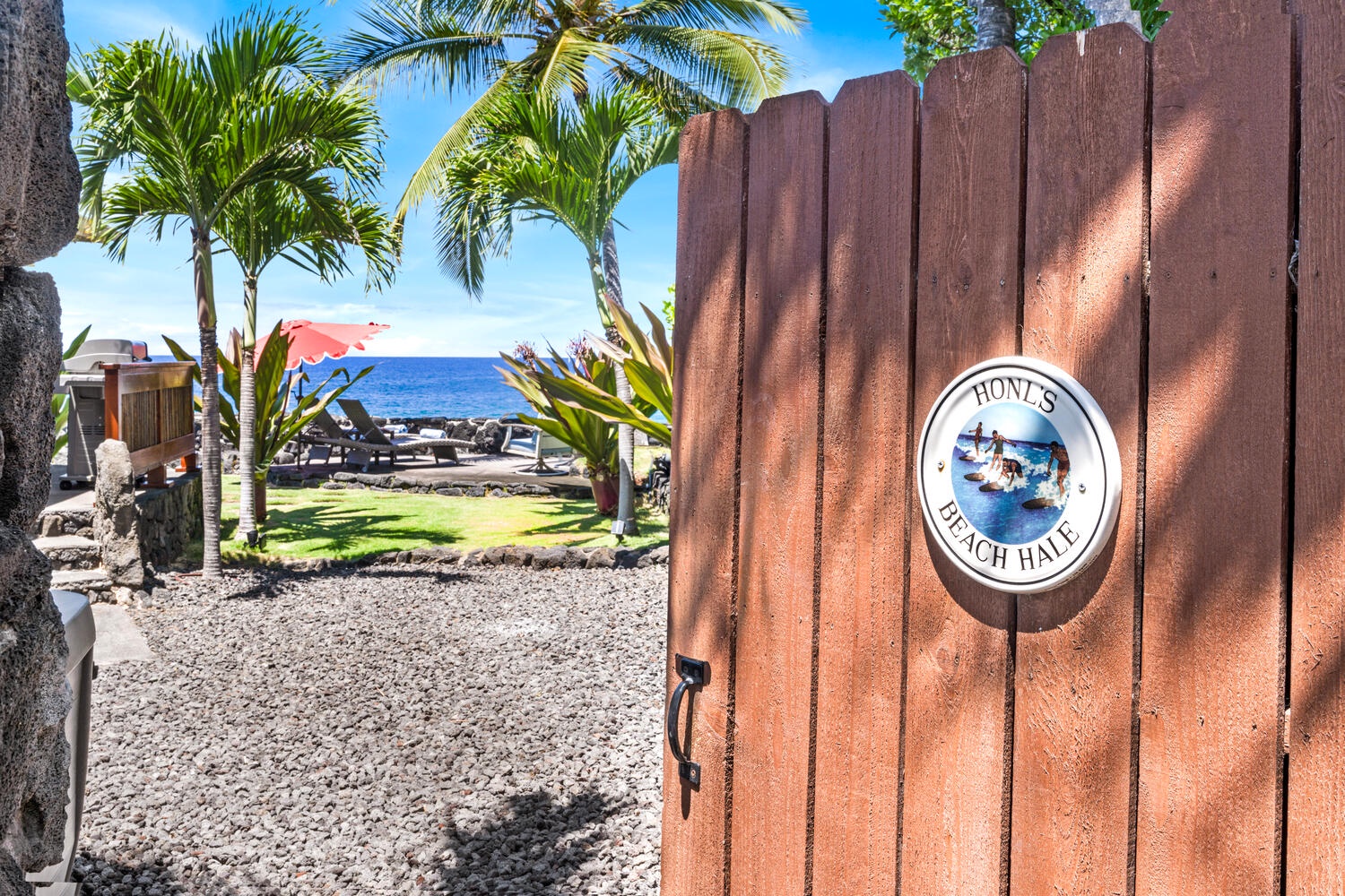 Kailua Kona Vacation Rentals, Honl's Beach Hale (Big Island) - Gated entryway welcoming you into your private oceanfront retreat.