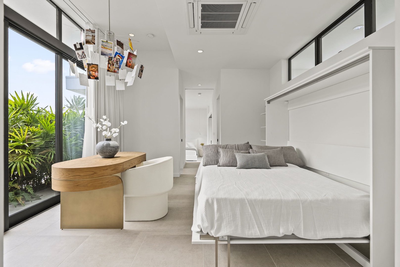 Kailua Vacation Rentals, Kailua Beach Escape - A flexible space that easily adapts for extra guests, remote work, or family stays.