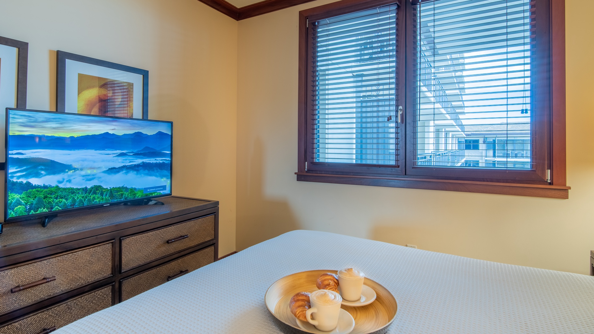 Kapolei Vacation Rentals, Ko Olina Beach Villas O1111 - Stay in the cozy second guest bedroom and watch your favorite shows.