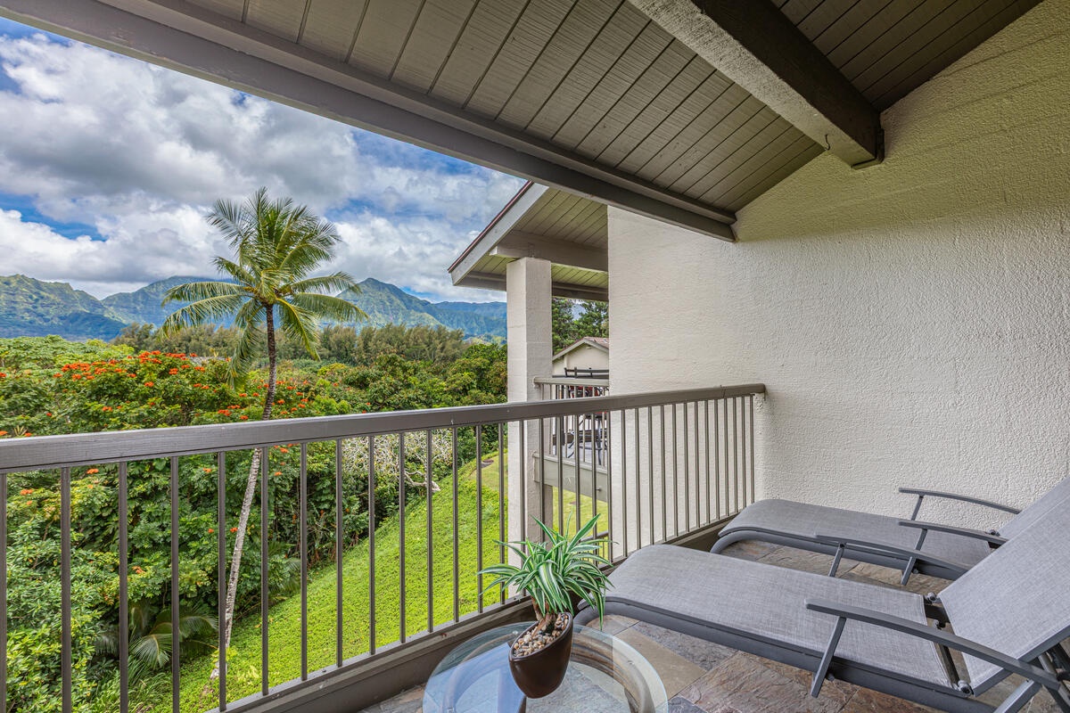 Princeville Vacation Rentals, Hanalei Bay Resort 1535/6 - Take in the greenery and mountain views from the shaded lanai.