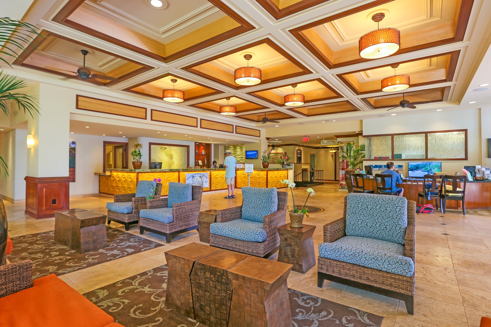 Lahaina Vacation Rentals, Maui Kaanapali Villas 292 - The welcoming lobby provides a comfortable space to relax while checking in or waiting for your next adventure