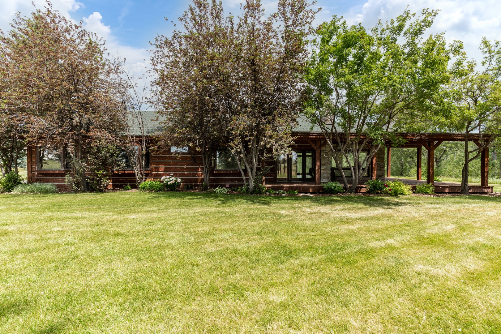 Bozeman Vacation Rentals, The Woodland Oasis - lush greenery, babbling creeks, and wildlife that a truly unique experience