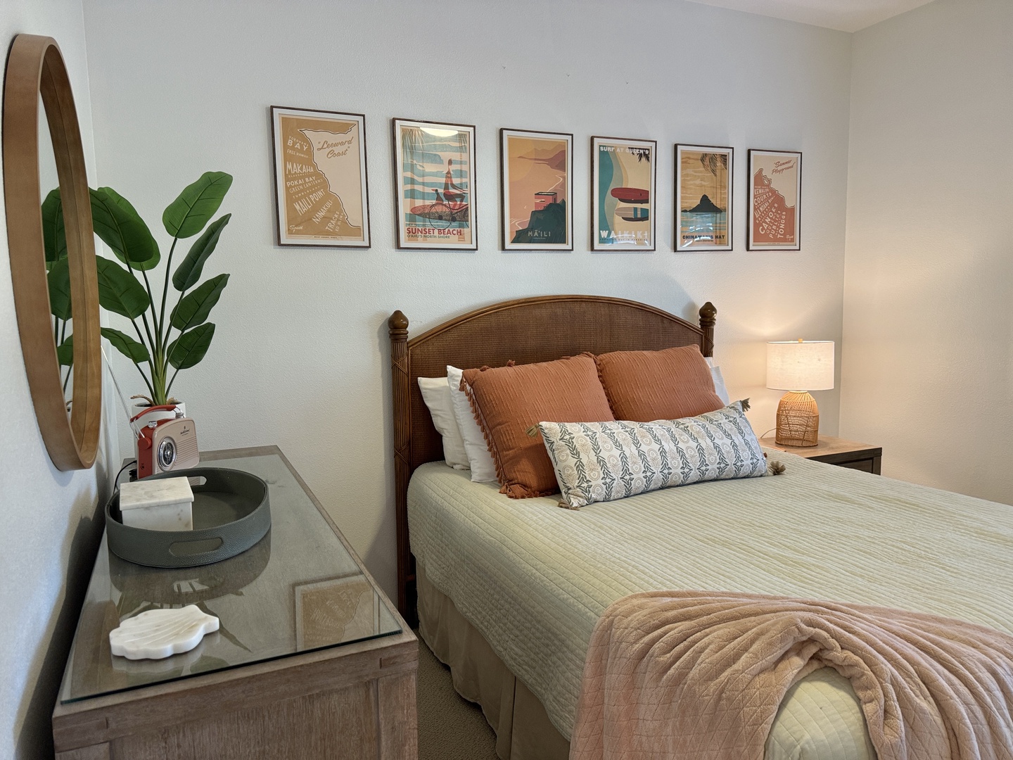 Kapolei Vacation Rentals, Coconut Plantation 1074-1 - Relax in this inviting bedroom, complete with artful decor and serene colors