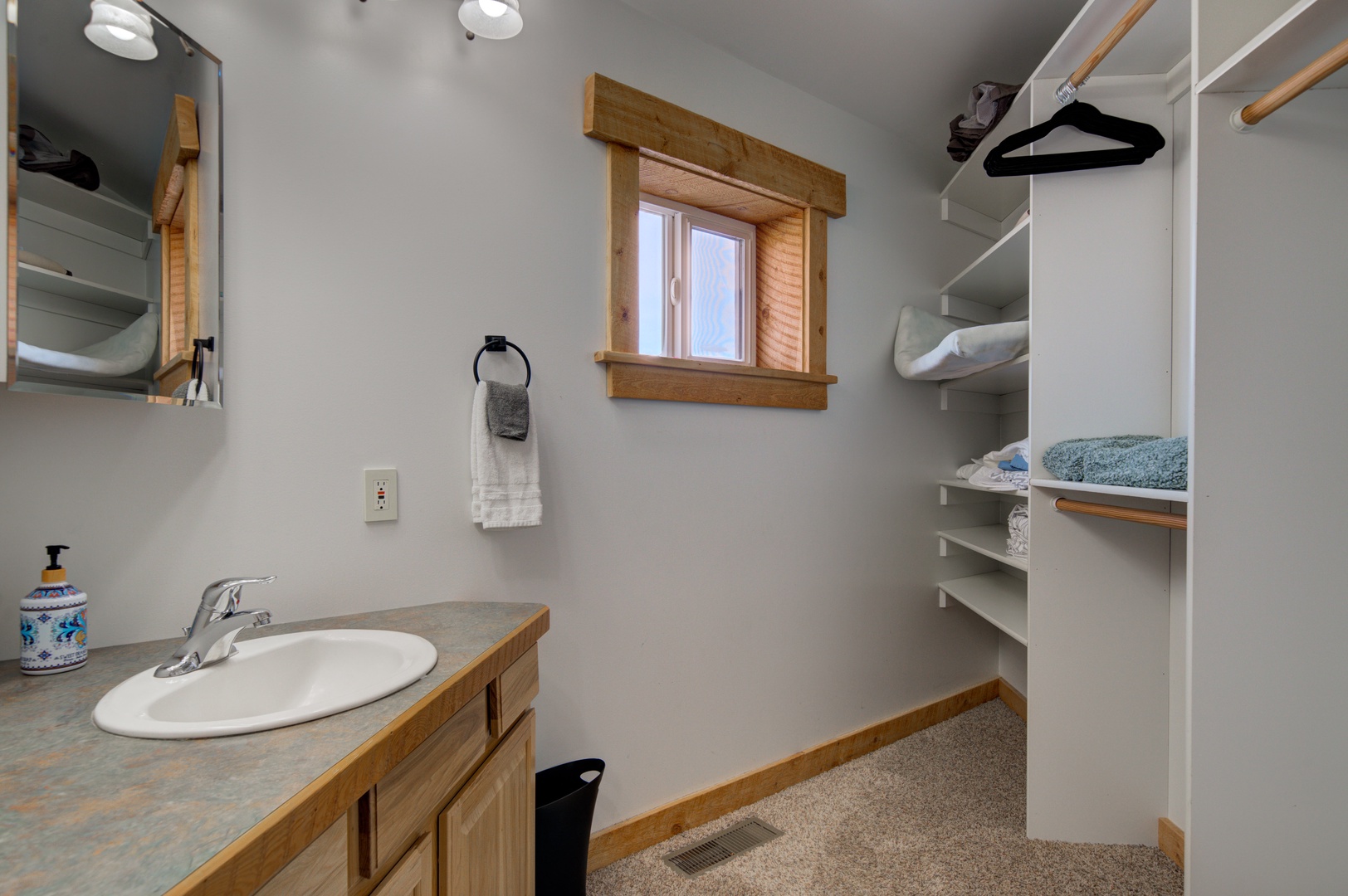 Livingston Vacation Rentals, OFB Sunset Grove - Bathroom has a walk in shower