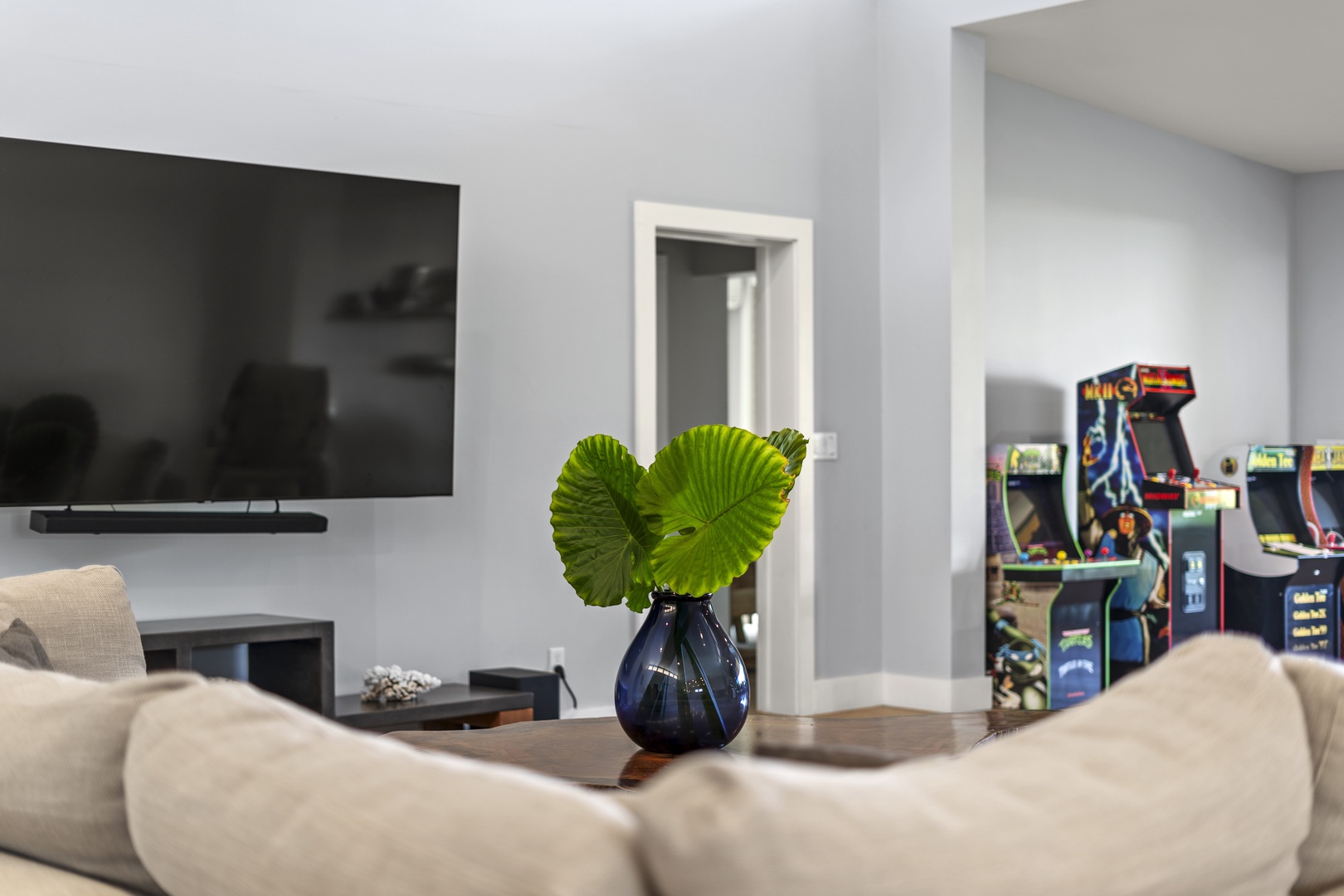 Haleiwa Vacation Rentals, Hale Mahina - Settle into a cozy corner, perfect for quiet moments after a day exploring the North Shore.