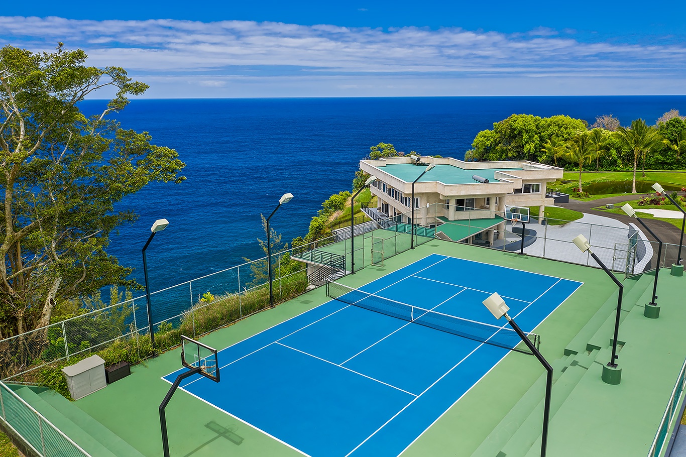 Ninole Vacation Rentals, Waterfalling Estate - Private Tennis/Basketball Court
