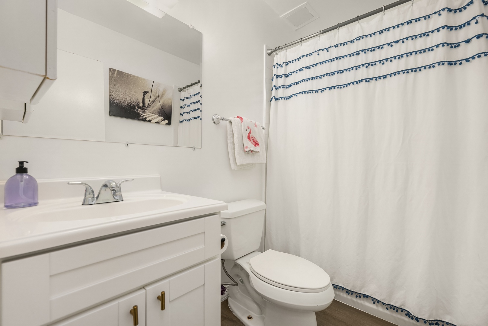 Kahuku Vacation Rentals, Pulelehua Kuilima Estates West #142 - Full bathroom with shower/tub combination