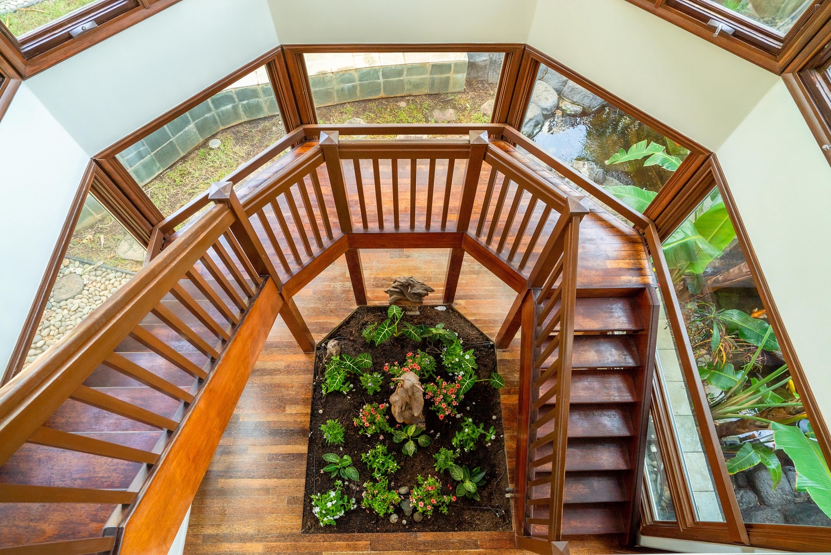 Honolulu Vacation Rentals, Kaiko'o Villa* - Beautiful wooden stairs lead to the top floor