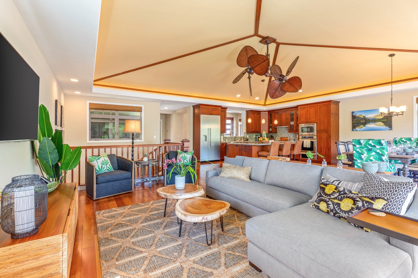 Kamuela Vacation Rentals, 3BD KaMilo (349) Home at Mauna Lani Resort - Elegant living area with ample plush seating and a smart flatscreen TV.