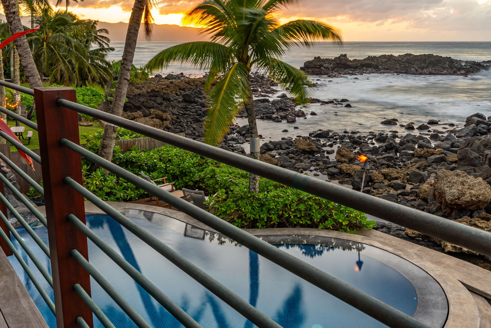 Haleiwa Vacation Rentals, Samurai House - Tranquil oceanfront view from a private deck, perfect for sunset gazing.