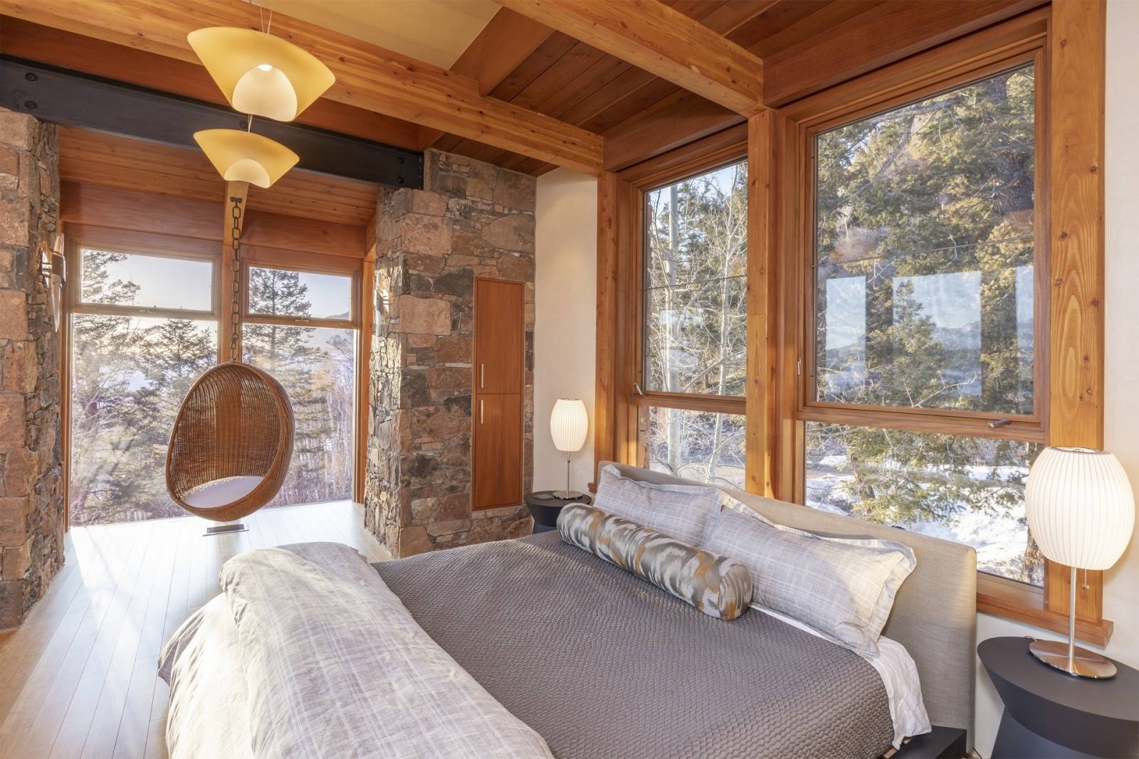 Telluride Vacation Rentals, PaGomo* - If you need some privacy or darkness just flip a switch and the shades will automatically close to provide you ultimate privacy.