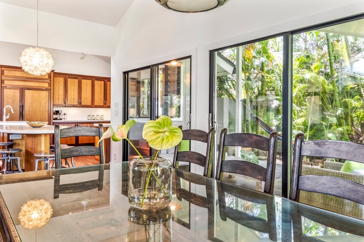 Kailua Vacation Rentals, Hale Ohana - Views of the lush, tropical greenery from the dining area.