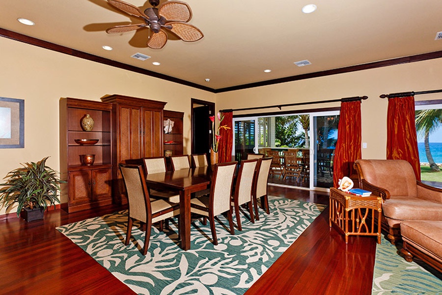 Waianae Vacation Rentals, Makaha Hale - Indoor dining for eight.