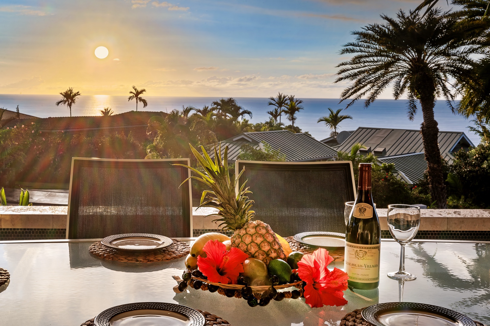 Kailua Kona Vacation Rentals, Ohana le'ale'a - Toast to paradise with an elegant sunset dinner on the lanai.