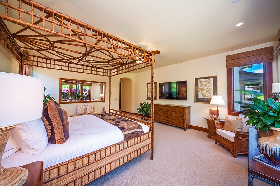 Wailea Vacation Rentals, Castaway Cove C201 at Wailea Beach Villas* - Third Garden View Bedroom with eastern King Bed and Ensuite Bathroom