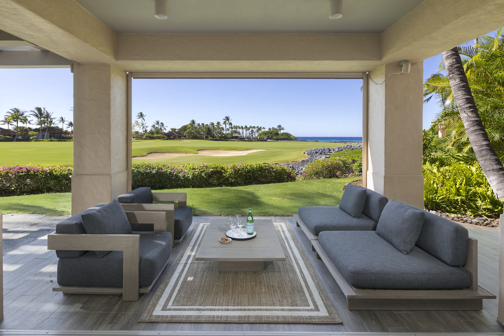 Kailua Kona Vacation Rentals, Hillside Villa 7101 - Abundant Seating to enjoy the sea air