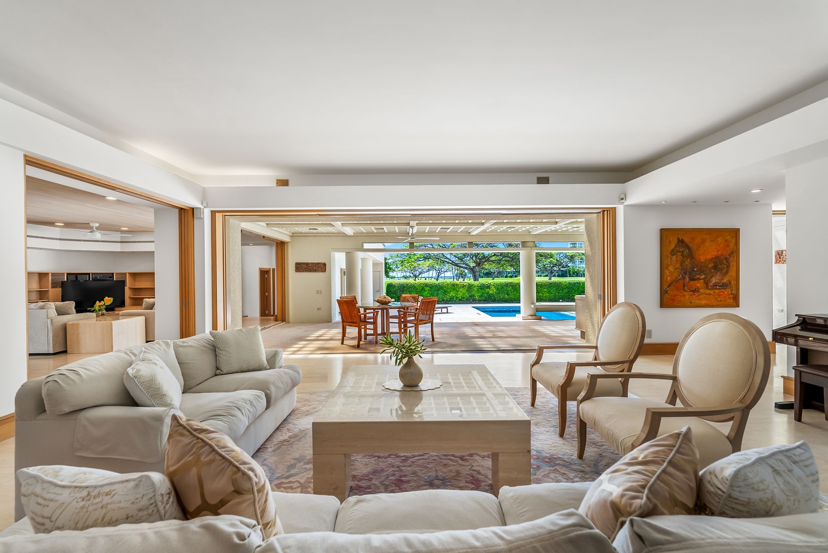 Honolulu Vacation Rentals, Luxury Golf Course Retreat in Kahala - 1077 Waiholo* - 