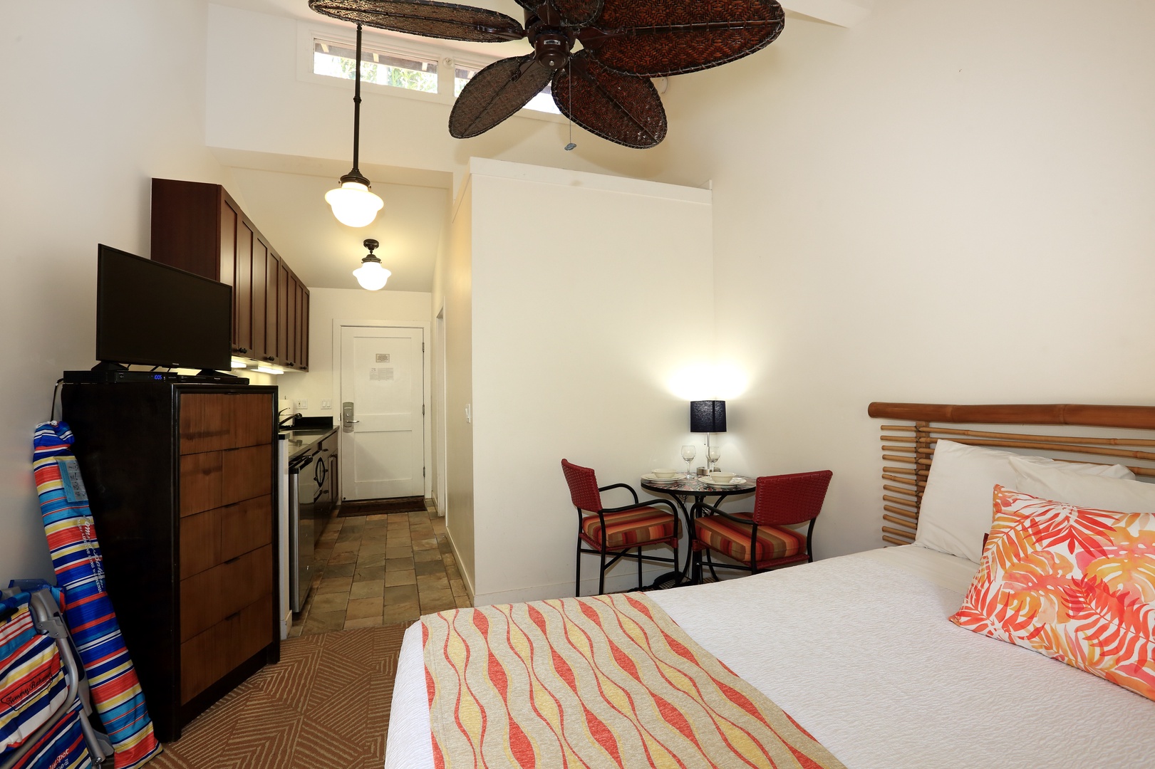 Lahaina Vacation Rentals, Aina Nalu F201: Top Floor, Hawaiian Hideaway in the Heart - High ceilings with natural light at this tropical resort