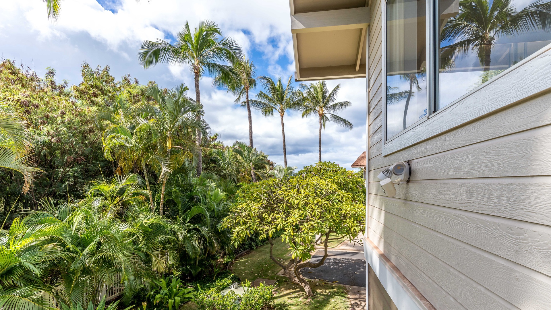 Kapolei Vacation Rentals, Fairways at Ko Olina 4A - A view outside of this charming stay.