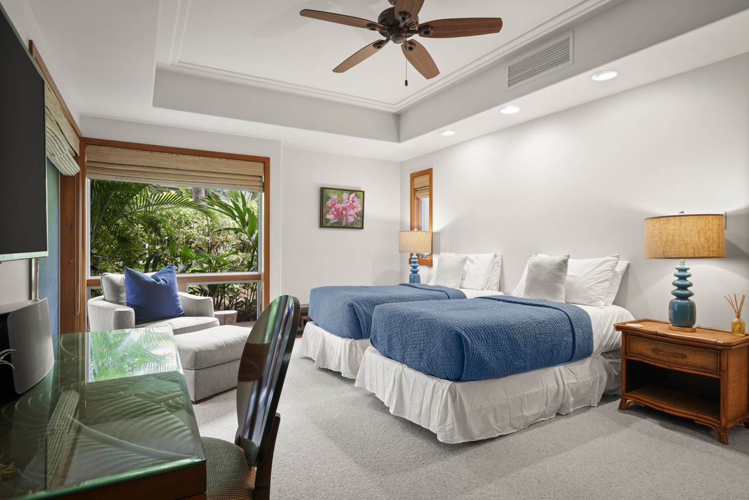 Kailua Kona Vacation Rentals, 3BD Golf Villa (3101) at Hualalai Resort - The second bedroom has two twin beds.