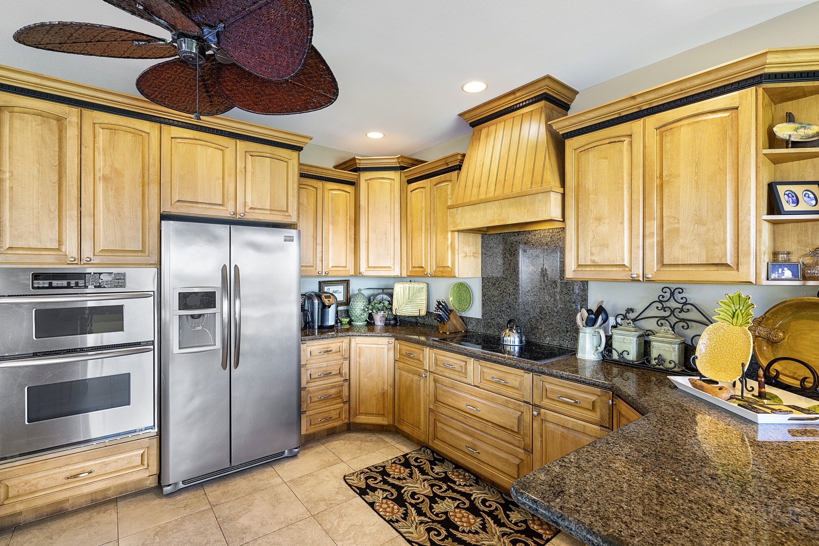 Kailua Kona Vacation Rentals, Hale Aikane - Every kitchen tool you could need! Including a Keurig!