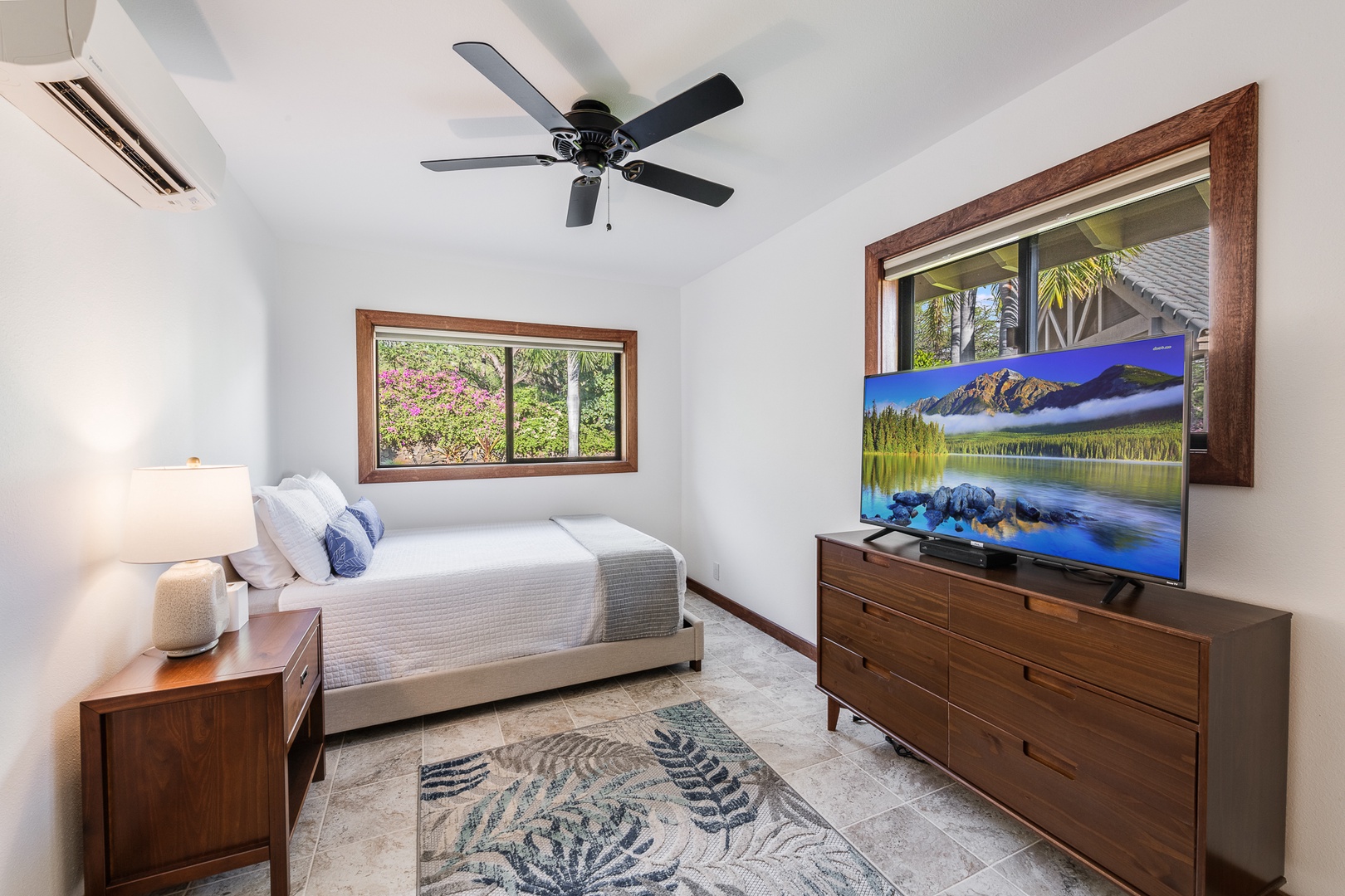 Kamuela Vacation Rentals, Olomana Hale at Kohala Ranch - Third Guest bedroom with queen bed