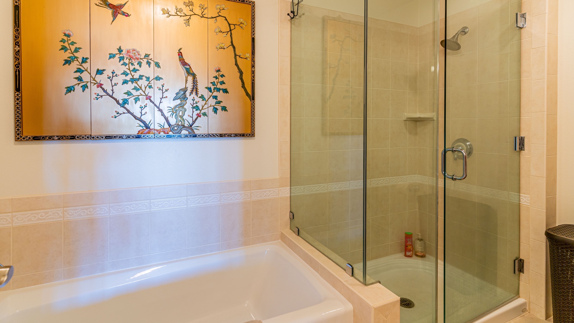 Kapolei Vacation Rentals, Kai Lani 16C - The primary guest bathroom bathtub and shower.