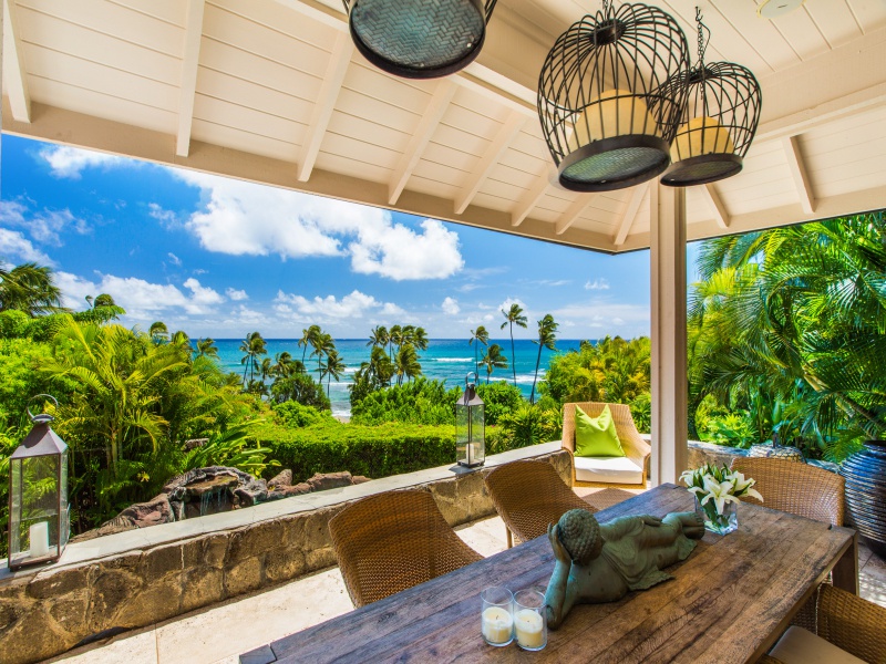 Honolulu Vacation Rentals, Seaside Hideaway* - Outside Lanai and Dining with Ocean Views