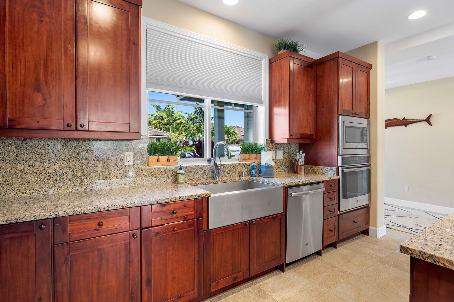 Kailua Kona Vacation Rentals, Holua Kai #32 - It has plenty of storage cabinets to keep your culinary essentials.