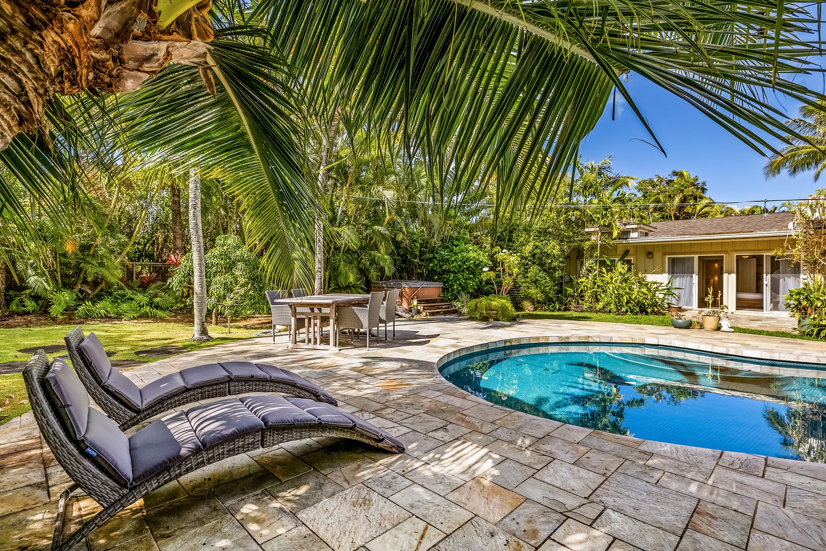 Honolulu Vacation Rentals, Hale Ho'omaha - Lounge on the patio or relax in the private hot tub