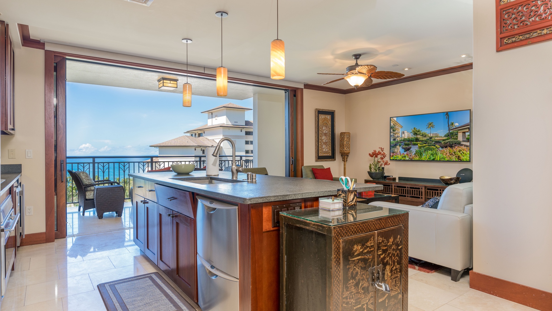 Kapolei Vacation Rentals, Ko Olina Beach Villas O905 - You will have a bright welcoming kitchen with all the amenities for a comfortable stay.