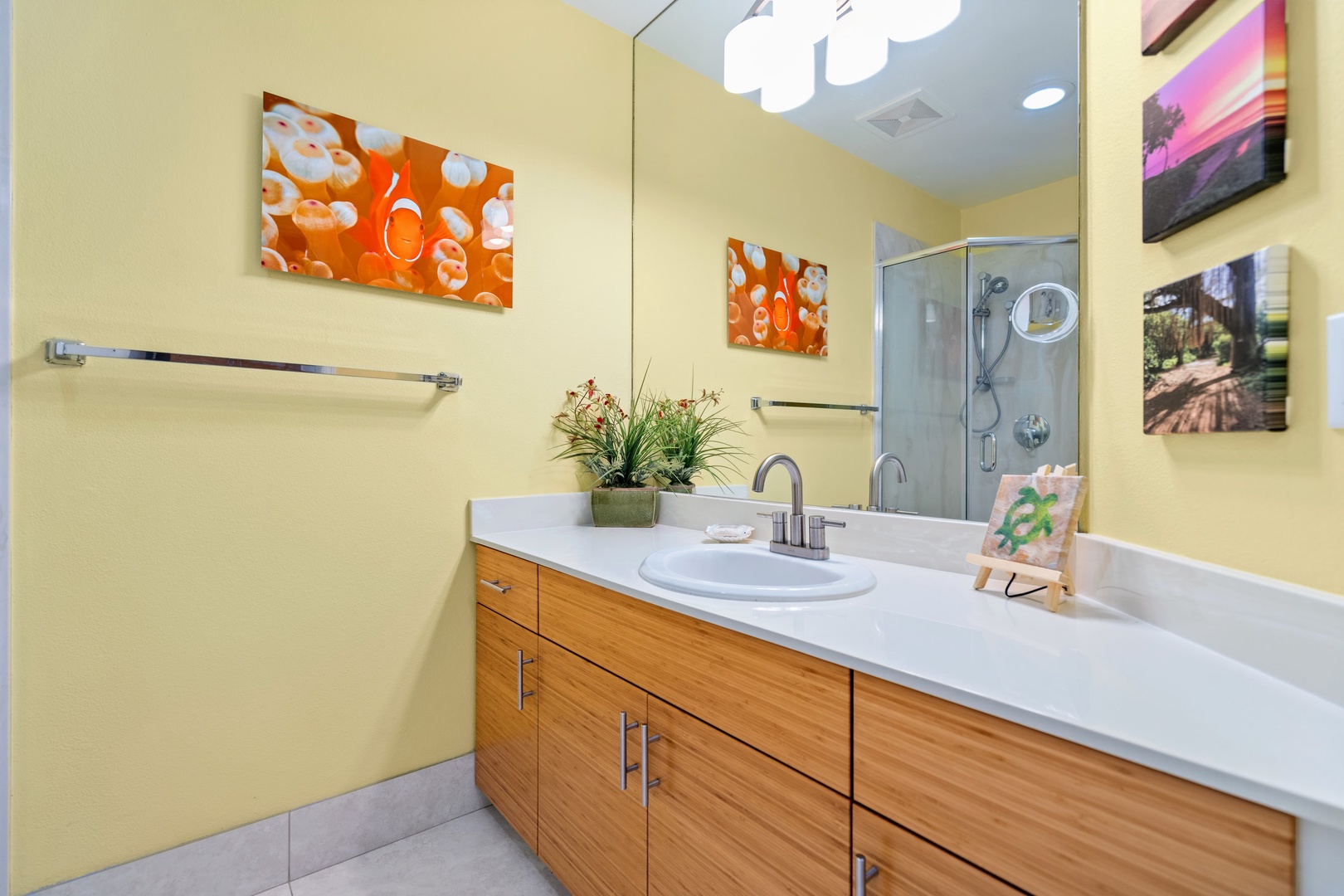 Kihei Vacation Rentals, Maui Kamaole E103 - Nobody waits in line here, with a second full bath just down the hall.