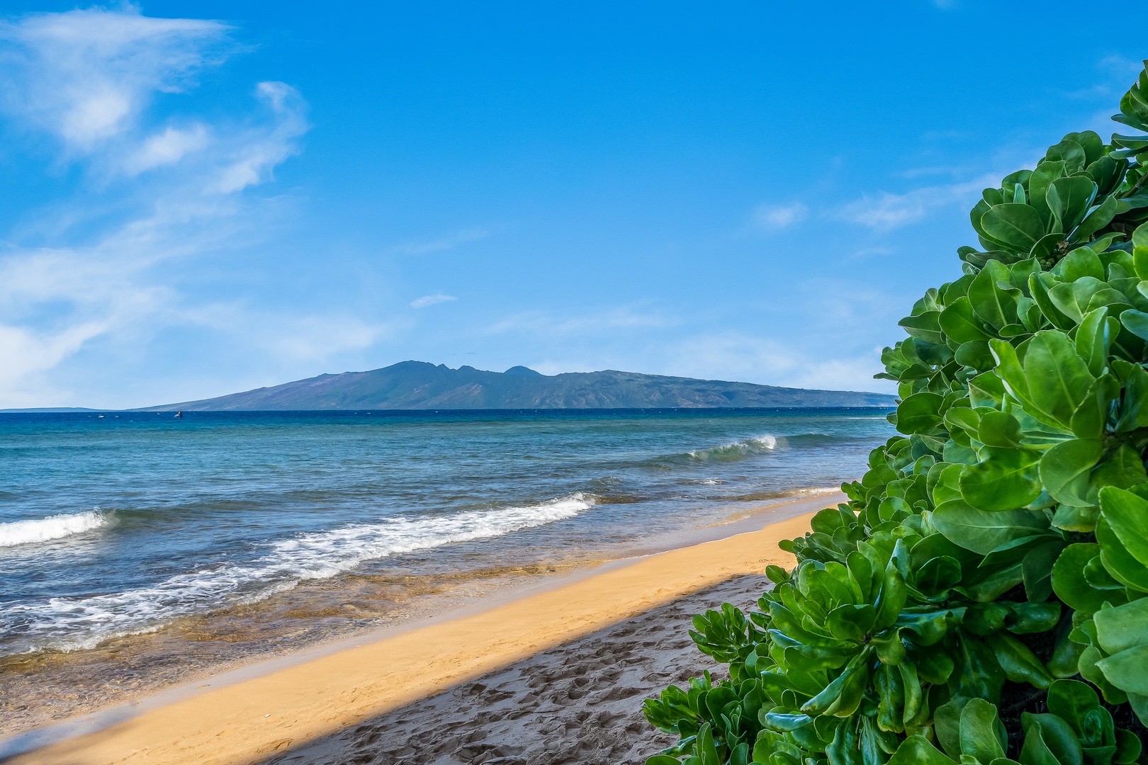 Lahaina Vacation Rentals, Mahana 1118 - Soak in stunning beach views with Moloka‘i on the horizon at Mahana 1118.