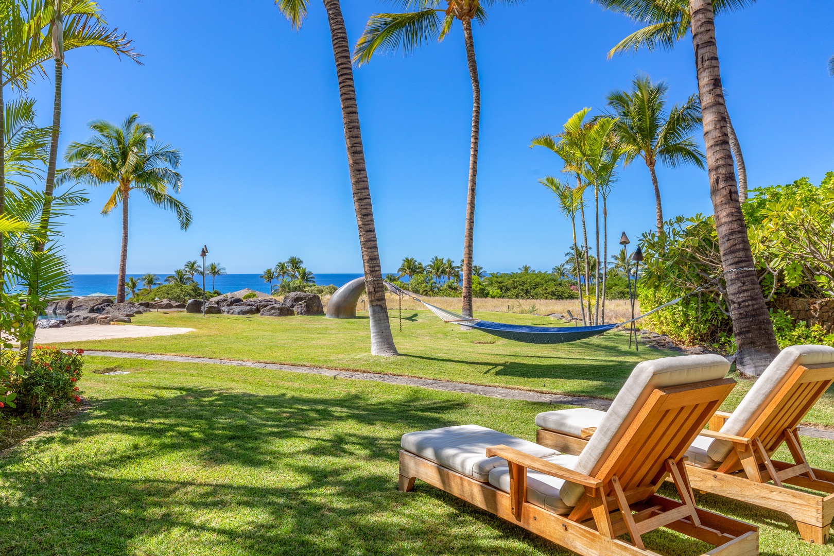 Kamuela Vacation Rentals, Mauna Kea Resort Bluffs 22 - The Beach House - Lounge in Style