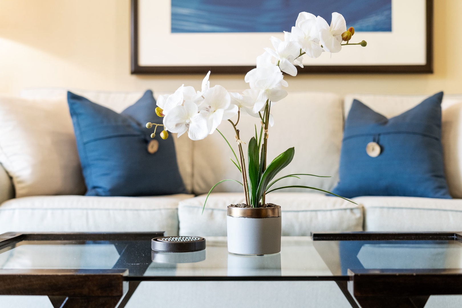 Kahuku Vacation Rentals, Turtle Bay Villas 114 - Beautiful floral details in the living area