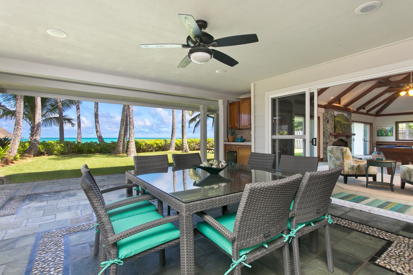 Kailua Vacation Rentals, Hale Melia* - Alfresco dining with a view, where every meal is accompanied by a gentle breeze and ocean views.