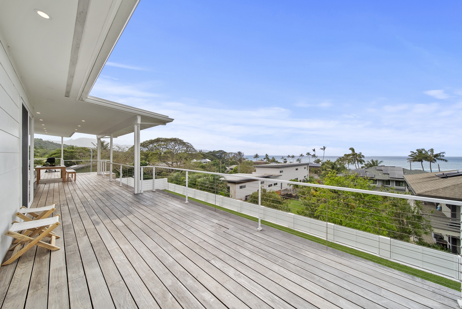 Haleiwa Vacation Rentals, Villa Bianca - The large lanai offers breathtaking scenic views for ultimate relaxation.