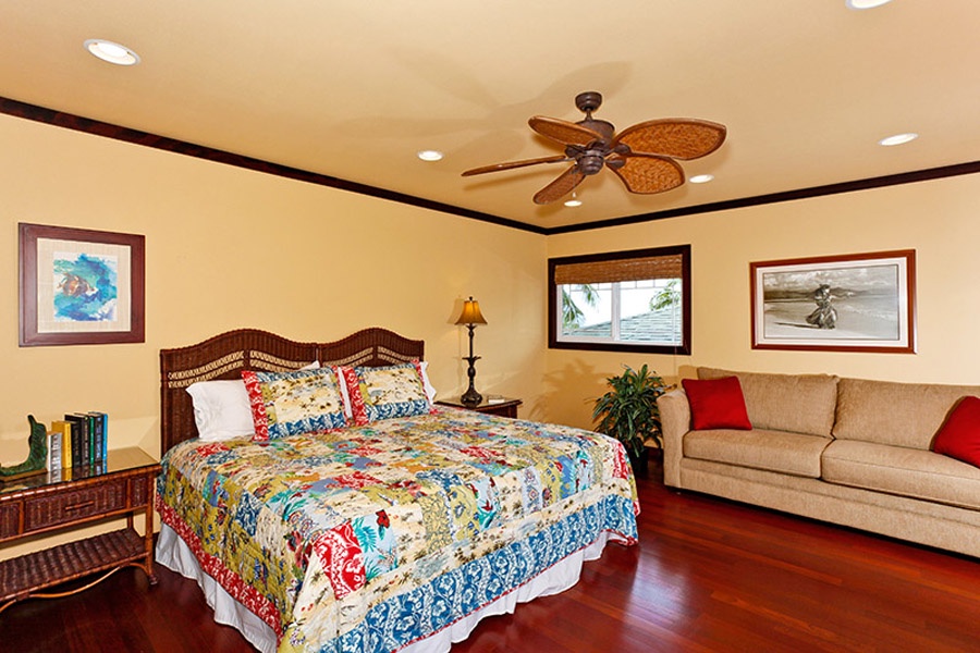 Waianae Vacation Rentals, Makaha Hale - Upstairs primary suite one with king bed.