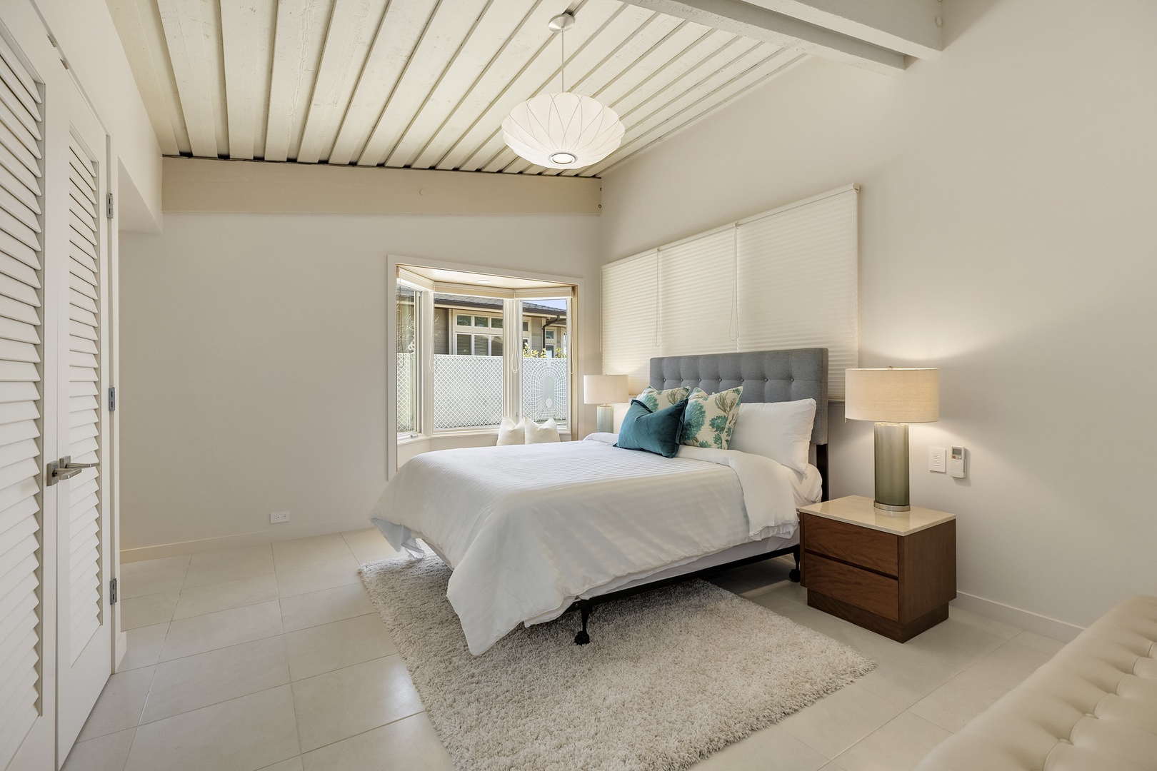 Honolulu Vacation Rentals, Hanapepe House - Second Bedroom