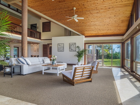 Waianae Vacation Rentals, Konishiki Beachhouse - 4BD - Easy access to outdoors from the living area.  