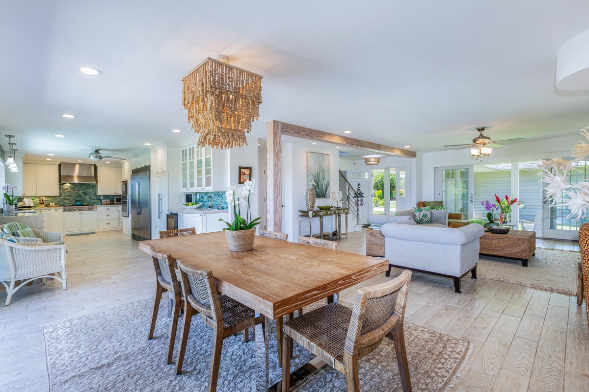 Princeville Vacation Rentals, Hokulani Villa - Seamless flow and connection with an open-concept space from the living, dining and kitchen areas.