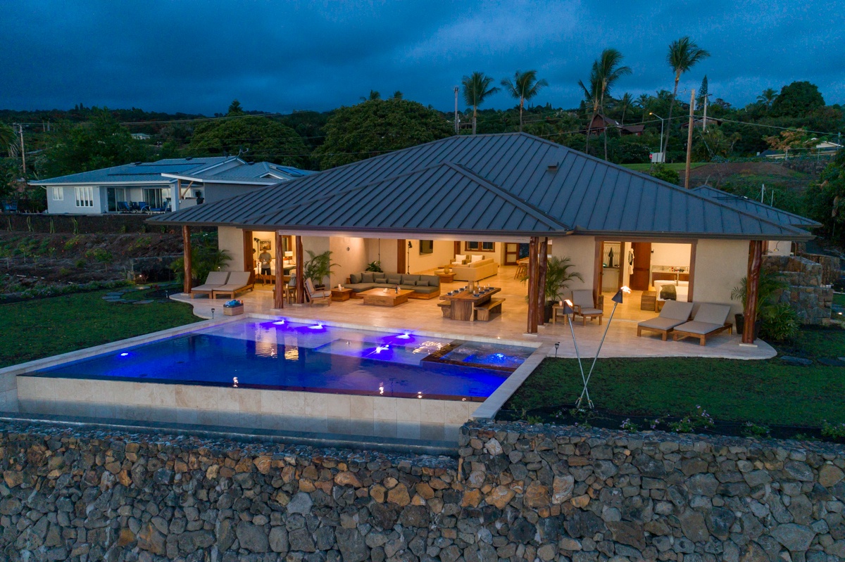 Kailua Kona Vacation Rentals, Hale La'i - Relax and enjoy!