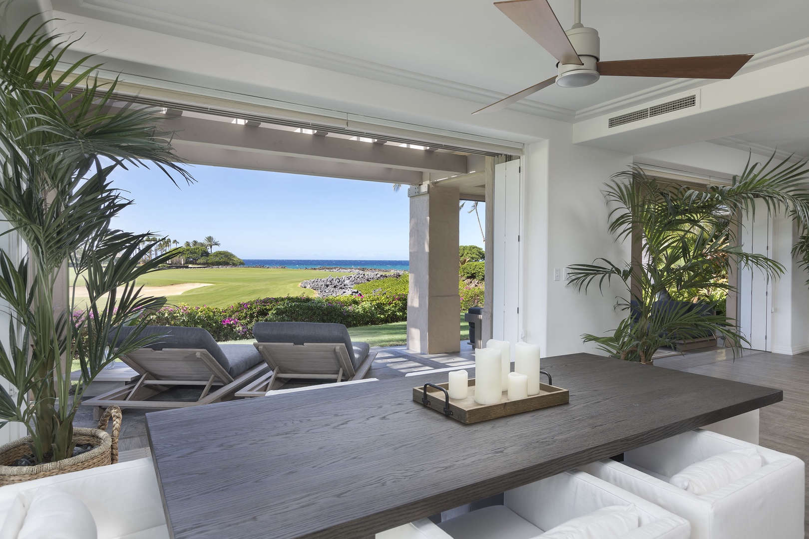 Kailua Kona Vacation Rentals, Hillside Villa 7101 - Interior Dining and Exterior Dining for 6