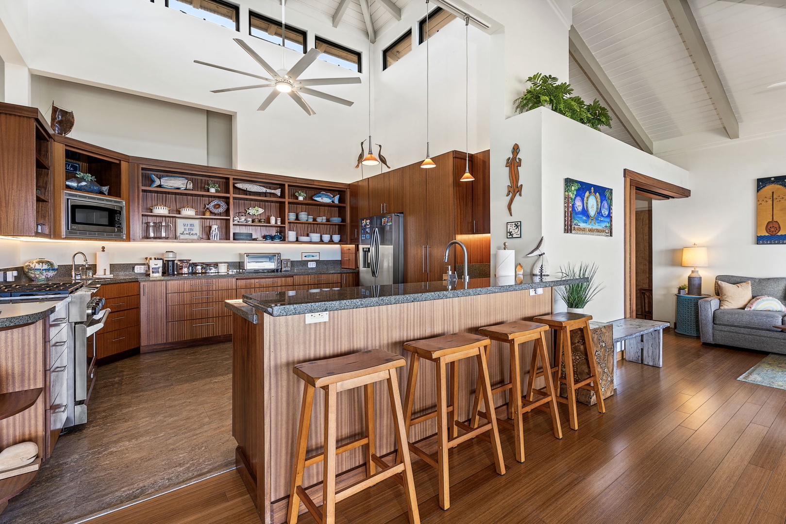 Kamuela Vacation Rentals, Island Time Retreat - Pull up a stool at the island and stay part of the conversation while dinner comes together in the kitchen.