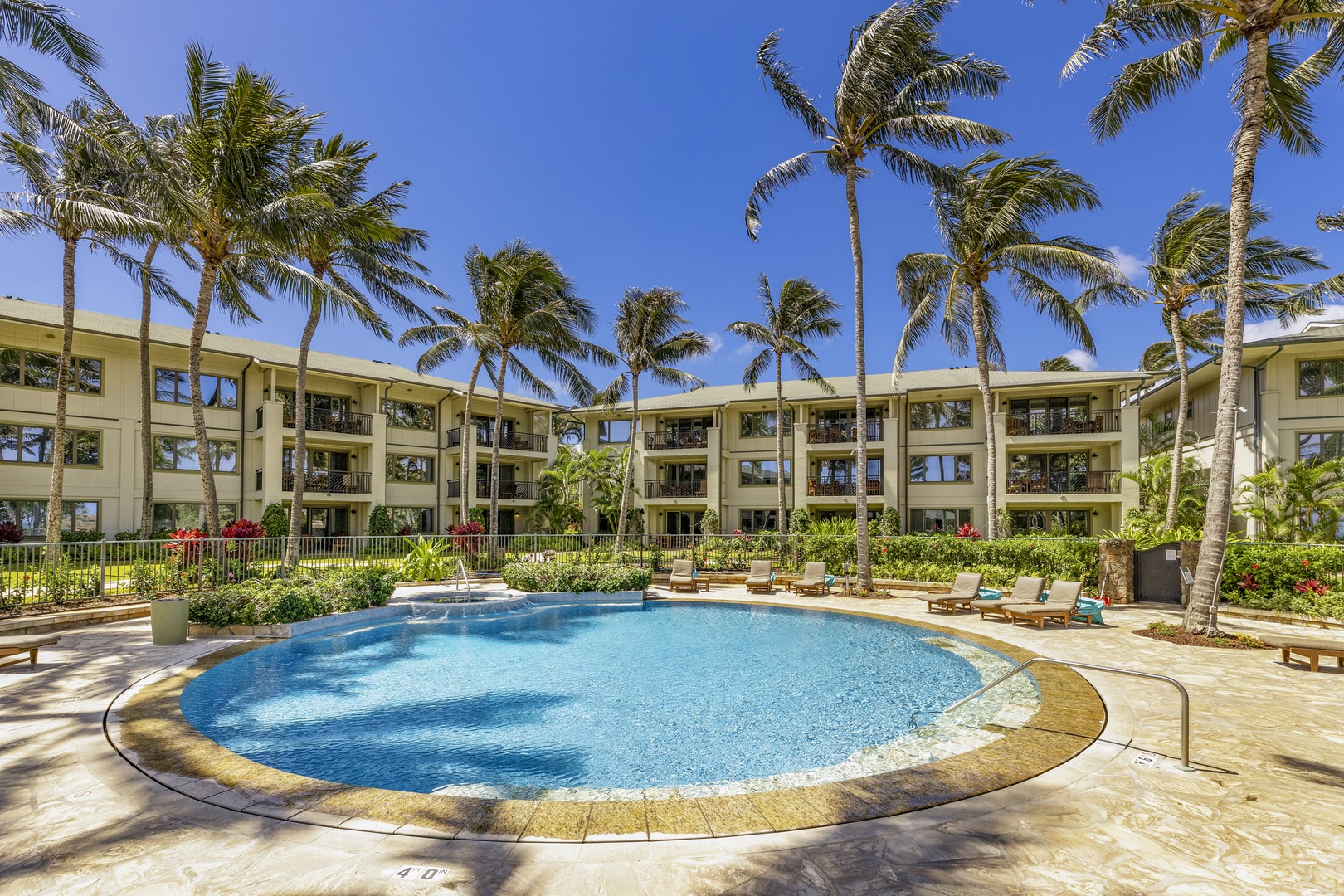 Kahuku Vacation Rentals, Turtle Bay Villas 205/206 - Turtle Bay pool