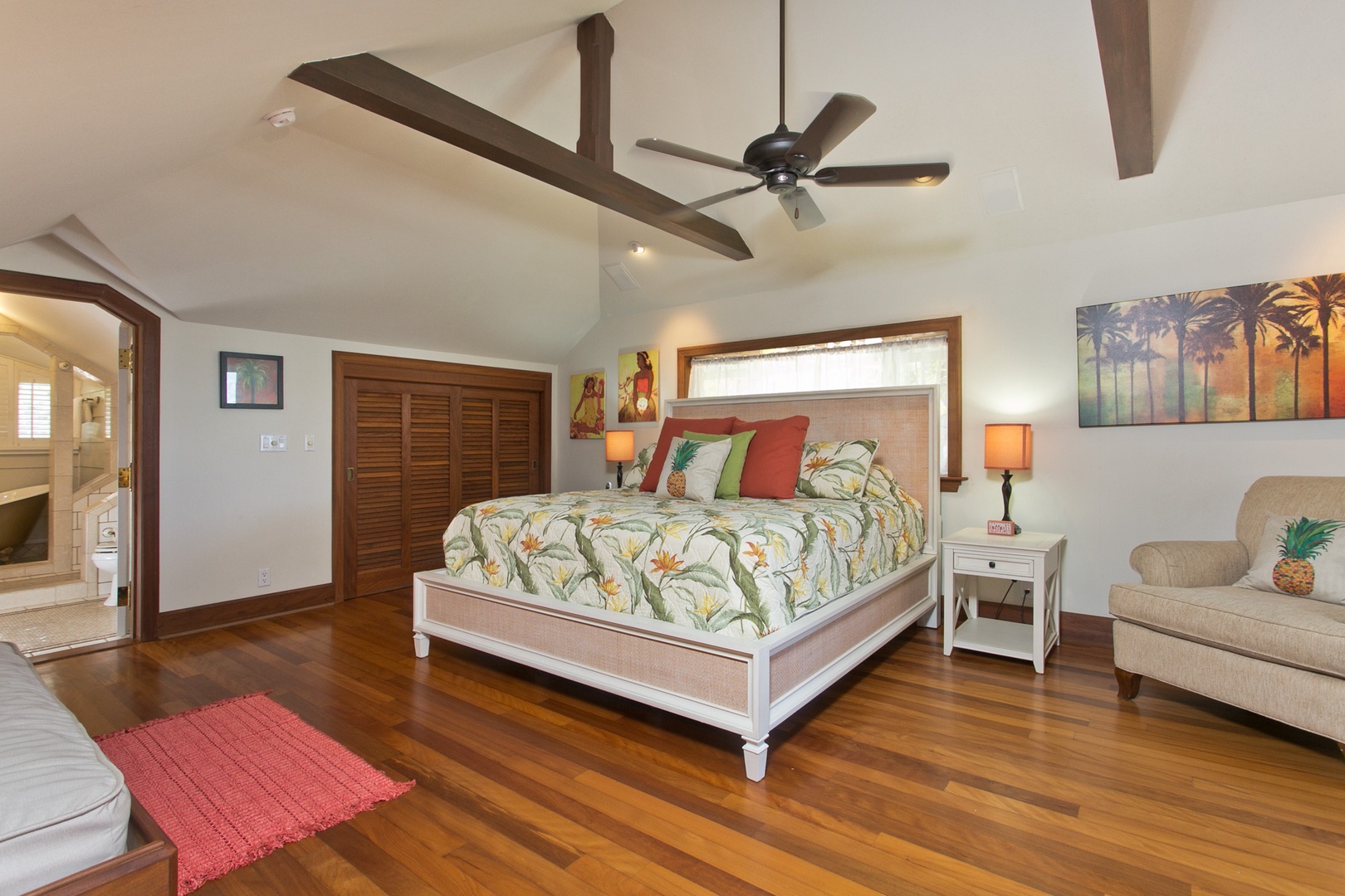 Kailua Vacation Rentals, Hale Melia* - Bedroom with vaulted ceiling and fandelier