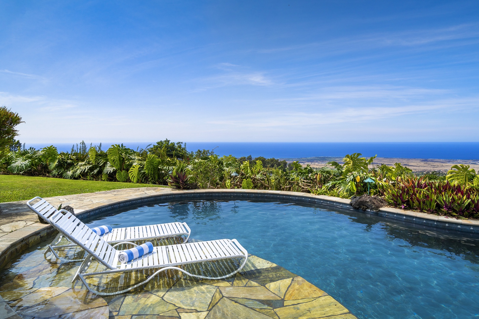 Kailua Kona Vacation Rentals, Piko Nani - Nothing better than the peace and serenity of Piko Nani!