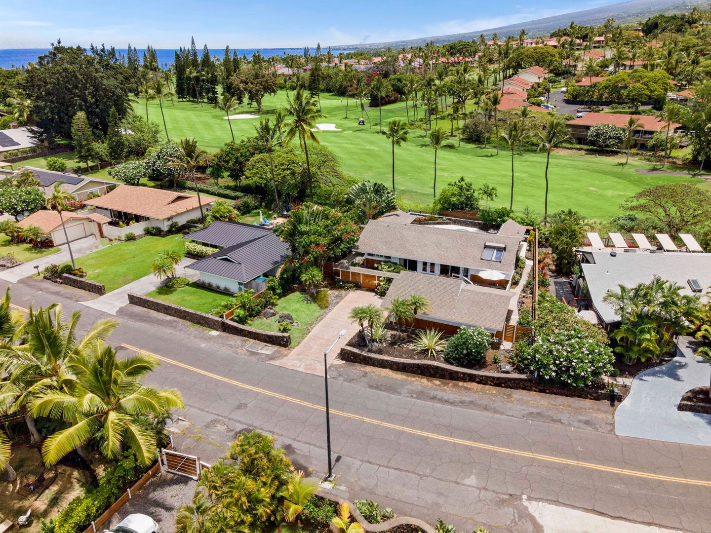 Kailua Kona Vacation Rentals, Manukai Hale - From overhead, the home nestles into a green, leafy stretch of Kailua Kona.